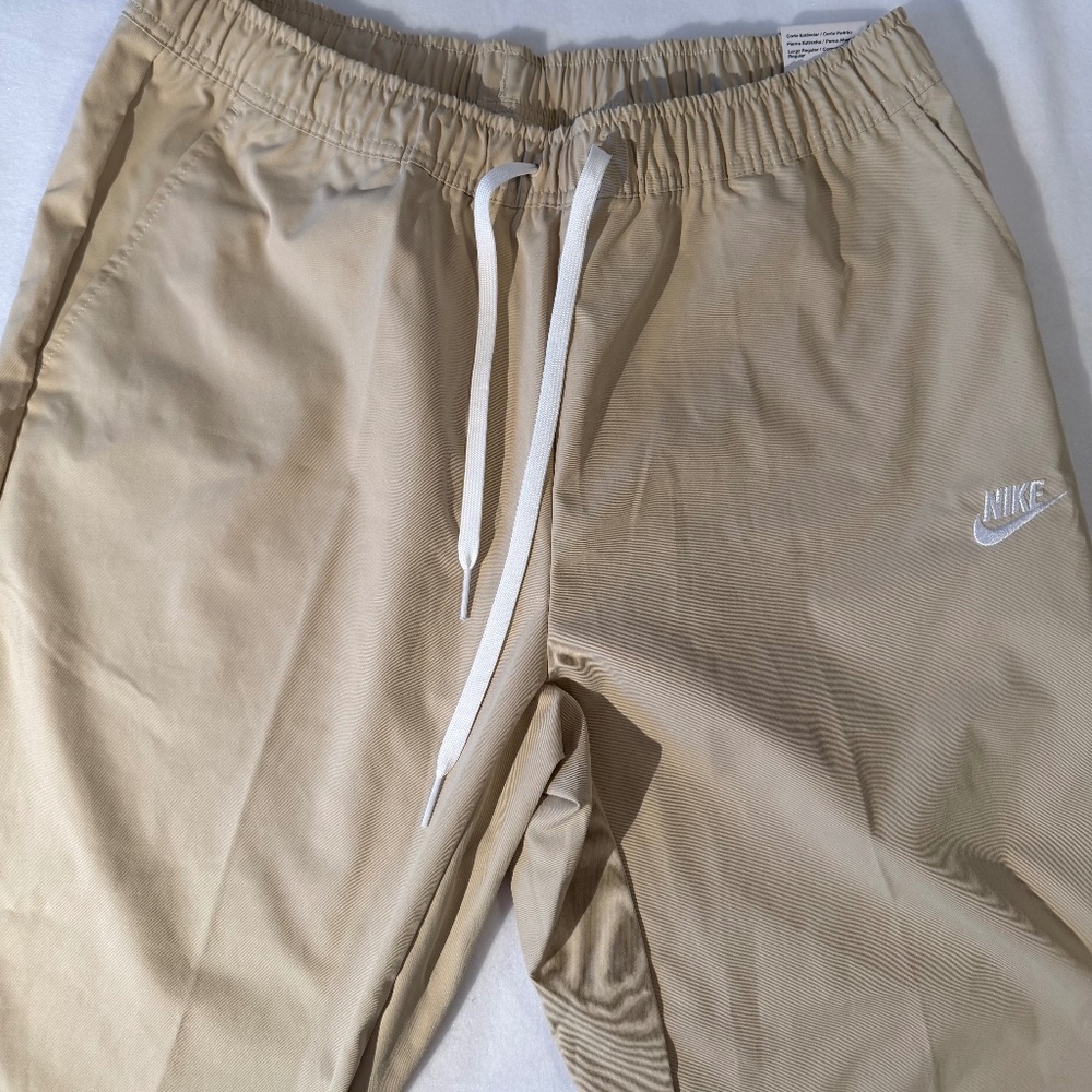 Nike Standard Fit Taper Leg Pants
